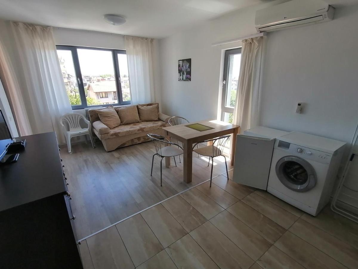 Zoleks Apartment Burgas Exterior foto